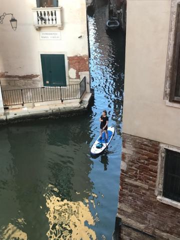 B&B Al Teatro With Canal View Venice Exterior photo